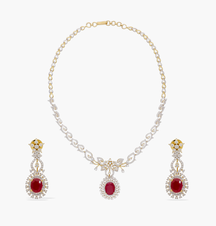 The Orlin Necklace Set
